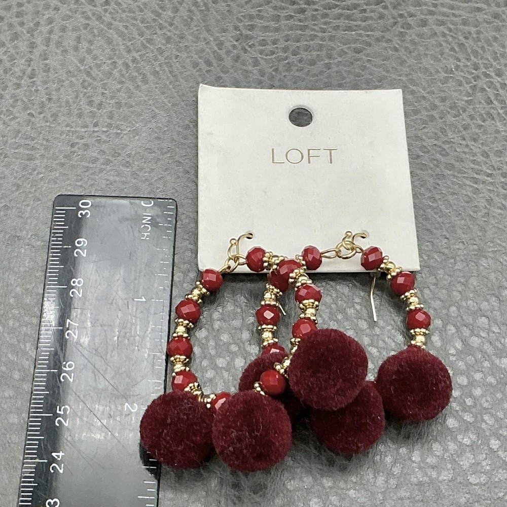 LOFT Earrings Red Beaded Hoop‎ Womens Gold Tone Pom Pom Dangle Jewelry Fashion - Picture 7 of 7
